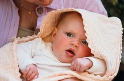 Koeka Omslagdoek Lace Elba Peach