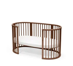 Stokke Sleepi Mini Bed Bundel V3 Warm Brown – Van wieg tot ledikant met uitbreidingsset en matrassen