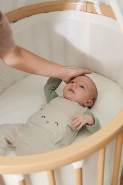 Stokke Sleepi Mini Bed V3 Natural Incl. Mini Matras