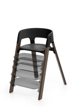 Stokke Steps Stoel Complete Set met Babyset en Tray – Black/Warm Brown
