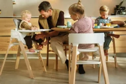 Stokke Steps Stoel Complete Set met Babyset en Tray – White/Natural