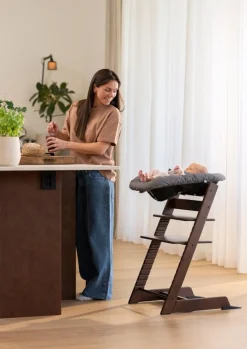 Stokke Tripp Trapp Oak Warm Brown + Newborn Set Anthracite
