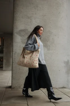 Studio Noos Mom Bag Teddy Hearts Ecru