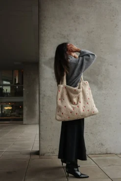 Studio Noos Mom Bag Teddy Hearts Ecru