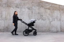 Thule Autostoel Maple i-Size Light Grey